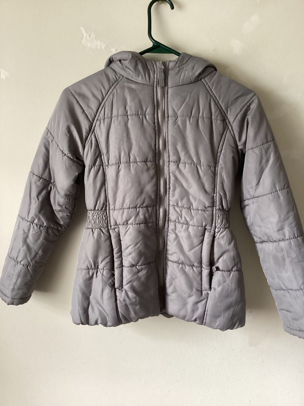 Roebuck & Co girl’s Light Gray Hooded Quilted Puffer Jacket
